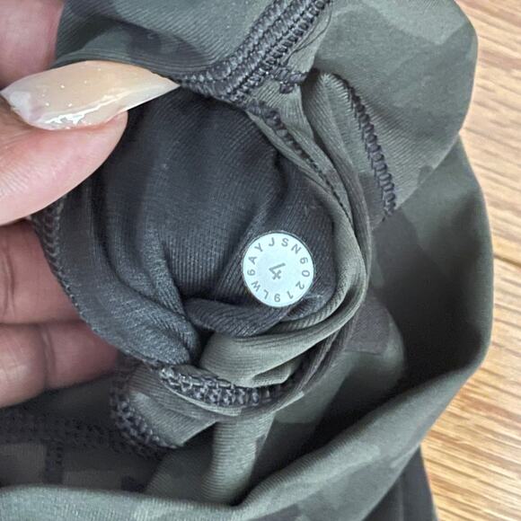 Lululemon Wunder Under Crop Full-On Luxtreme 21 Incognito Camo Multi Gator Green - Picture 4 of 4